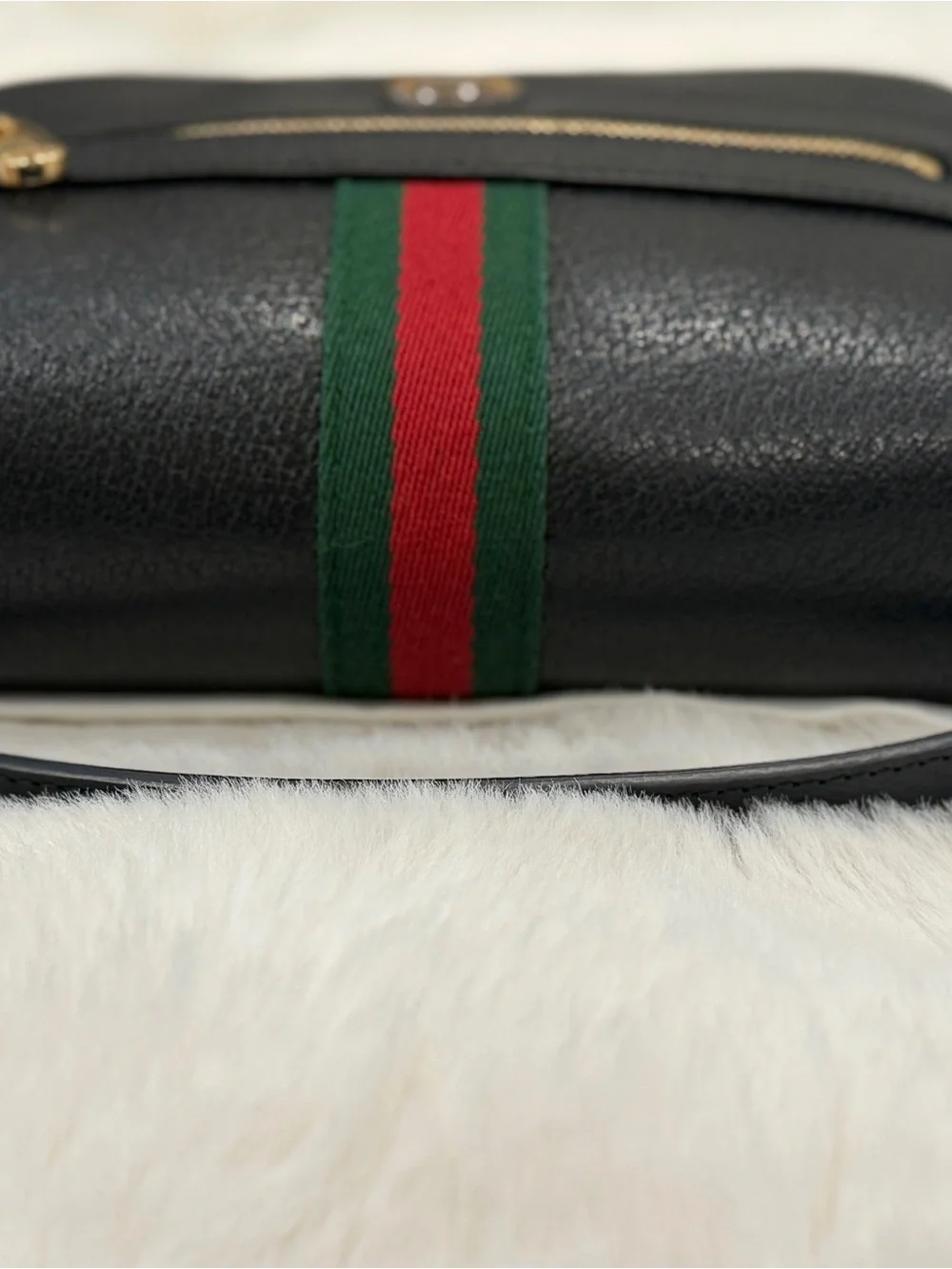 Authentic Gucci GG Ophidia Small Shoulder Bag – Black Leather